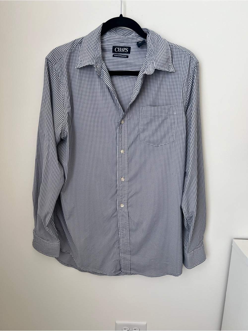 Chaps Men's Blue and White Check Button-Down Shirt size M